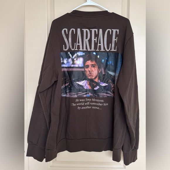 SCARFACE The World Is Yours Long Sleeve
SWEATER. He Was Tony Montana - Picture 3 of 12
